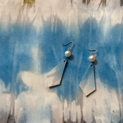 青空ブルー　ピアス/イヤリング　エナメルレザー　 6枚目の画像