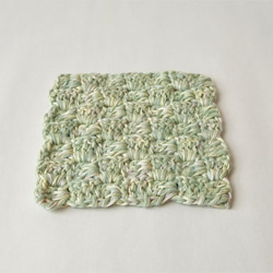 コットン糸の　模様編みコースター（４枚セット） 3枚目の画像