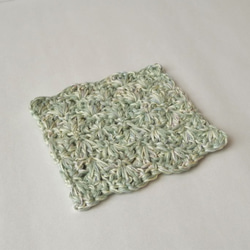 コットン糸の　模様編みコースター（４枚セット） 5枚目の画像