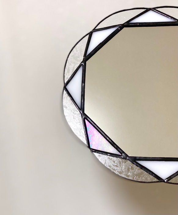 【予約販売】“ Feng shui  Flower  Mirror "  風水・お花の八角鏡(ホワイト&クリア) W29 4枚目の画像