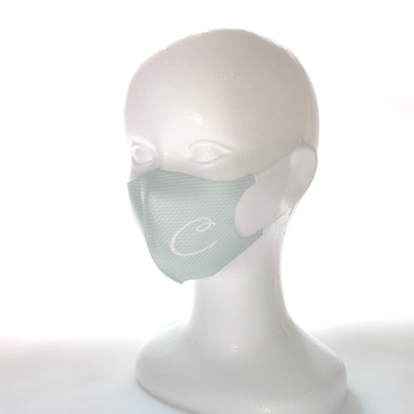 リボン風 イニシャル グリーン系 デザインマスク ✽ 小顔に見える！美しいフェイスライン ✽ くすみカラーマスク 5枚目の画像