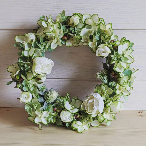 紫陽花と白バラのリース リース mineschatz 通販｜Creema(クリーマ  