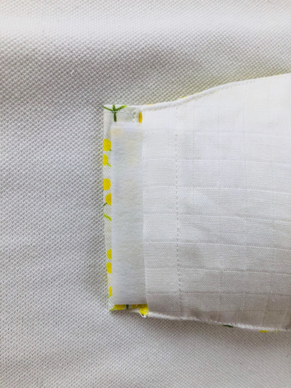 ☆ミモザの花の春マスク　フィルターポケットと洗える不織布フィルターシート付き 4枚目の画像