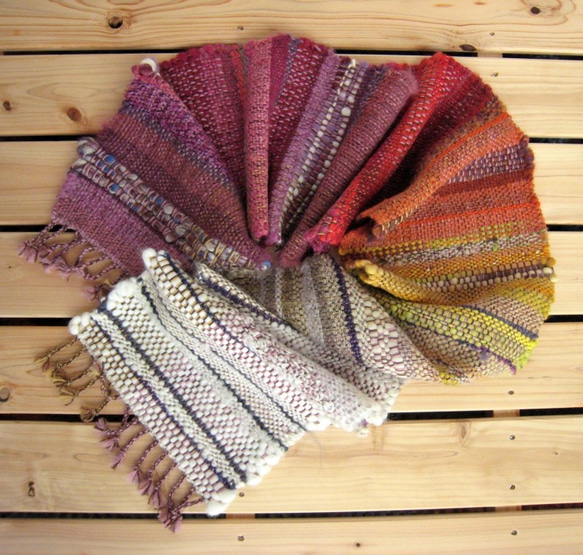 毛糸の手織りマフラー2112 1枚目の画像