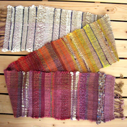 毛糸の手織りマフラー2112 3枚目の画像