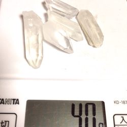 【40ｇ穴無し】神秘石英付き　水晶　ポイント　1cm～2cm位　40ｇ 4枚目の画像