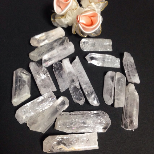 【超希少石/最強品質】ダンビュライト＊約4.25g＊　天然石 原石 超希少石/最強品質】ダンビュライト＊約4.25g＊ 天然石 原石