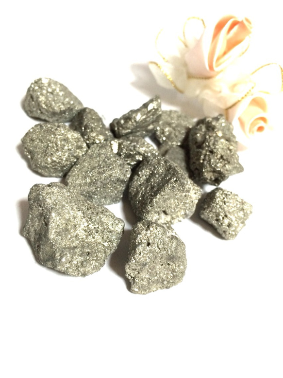 【原石　さざれ石穴なし】メキシコ産 　パイライト 黄鉄鉱 Pyrite 25ｇ 3枚目の画像