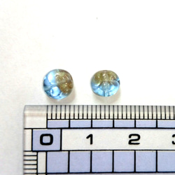 ベネチアングラスと水晶のピアス 3枚目の画像