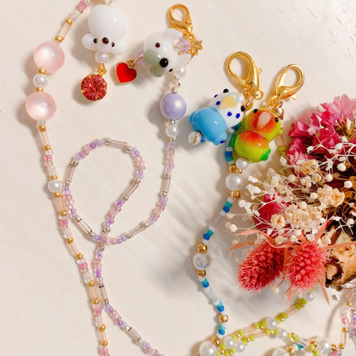 ♪❤️ 猫　ネコ　パール　花　マスクチェーン　メガネチェーン 猫好き メガネチェーン マスクチェーン マザーオブパール パール