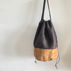 本革スエードとリネン で秋色の丸底バッグを作りました。試作品　バケツバッグ 1枚目の画像