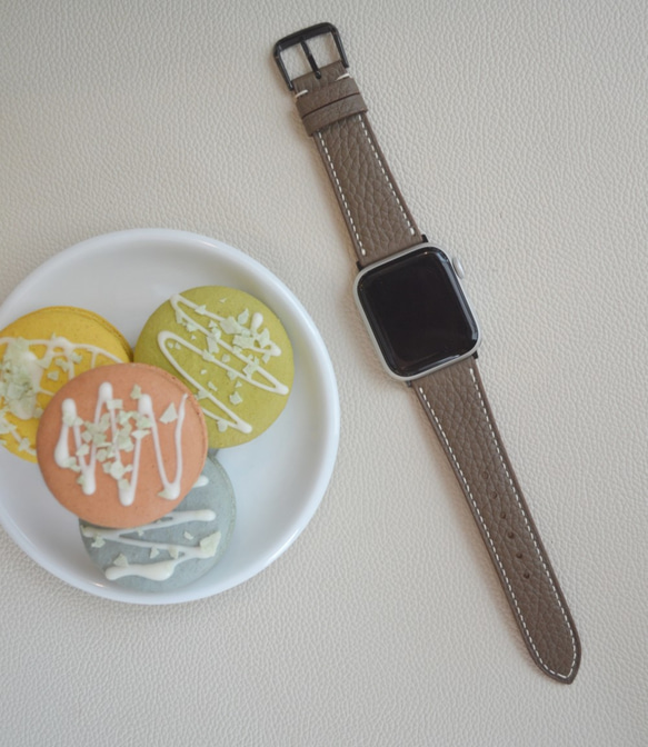 【永久保証】新作　高級革使用のApple Watchベルト　時計ベルト エトゥープ色　レザー　腕時計　革ベルト　皮　革 5枚目の画像