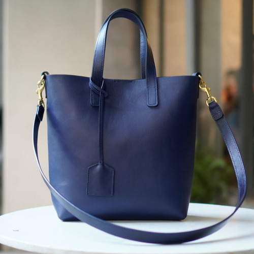 高級革使用 全て手縫い トートバッグ A4入れる フランス産高級レザ