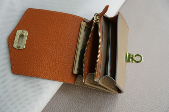 【オールレザー】柔らかい高級革使用　手縫い　ミニウォレット　ミニ財布　トゴ革　コンパクト　内側レザー 3枚目の画像