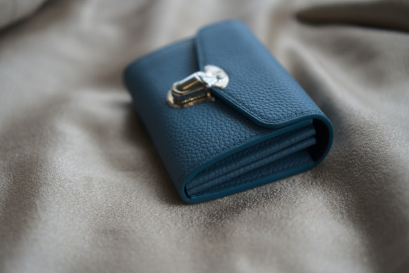 柔らかい高級革使用　手縫い　可愛い　ミニウォレット　ミニ財布　トゴ革　コンパクト　小物入れ 4枚目の画像