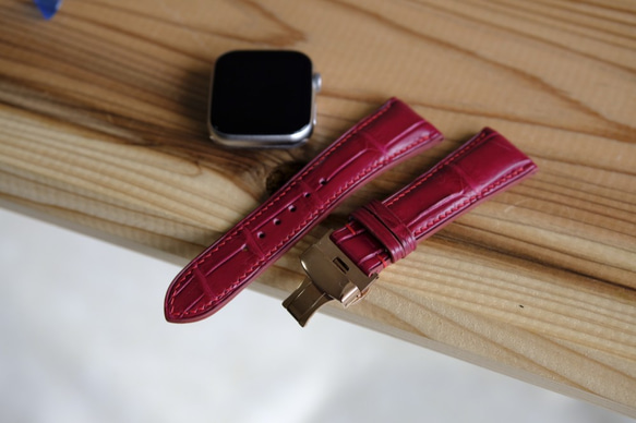 オーダーメイド　フランス産高級革　アリゲーターワニ革　アップルウォッチバンド　時計ベルト　上品 3枚目の画像