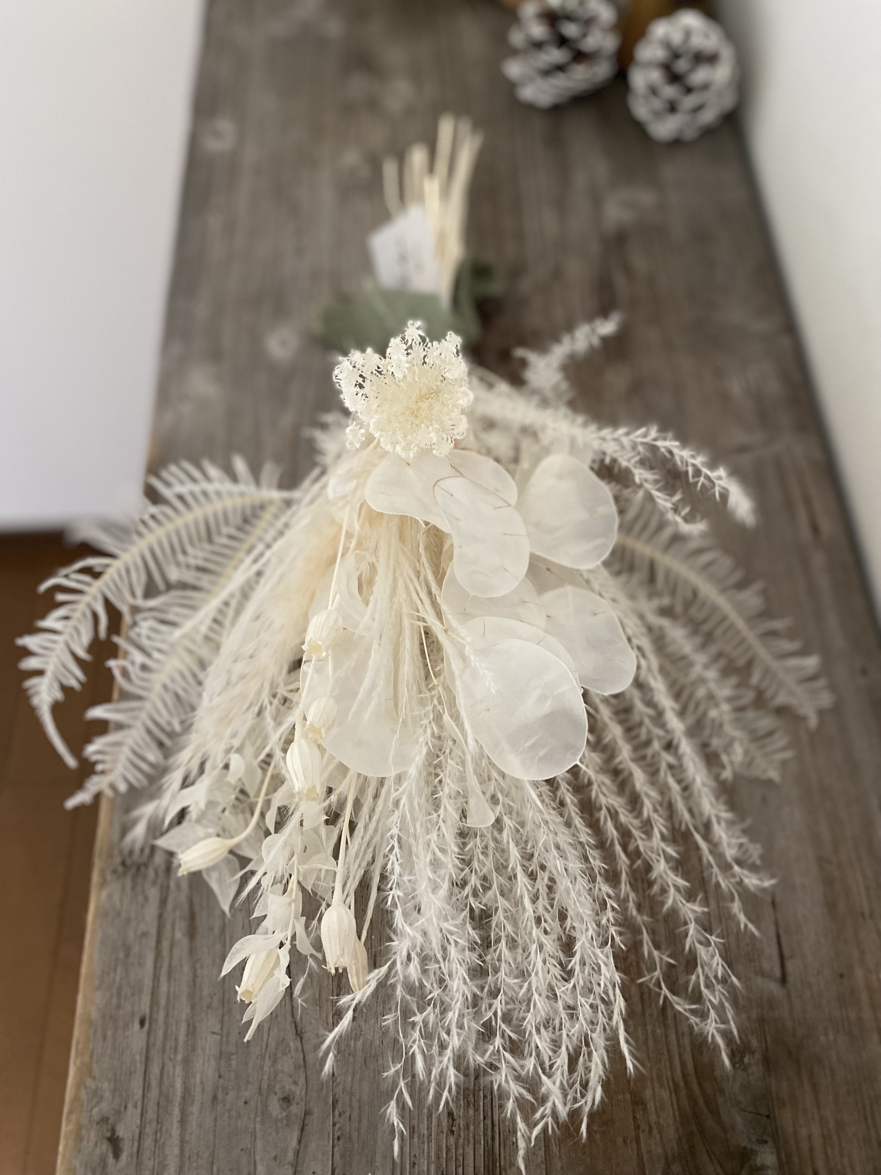 7.宿り木ブーケスワッグ