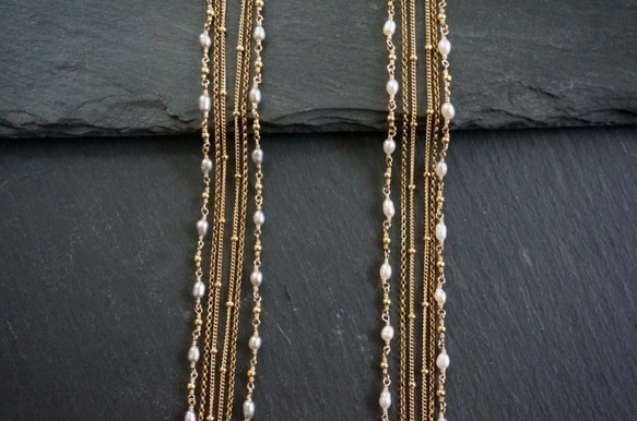 Signature - Necklace - blanc petit パール（ホワイト）× ゴールド 三連 ネックレス 5枚目の画像