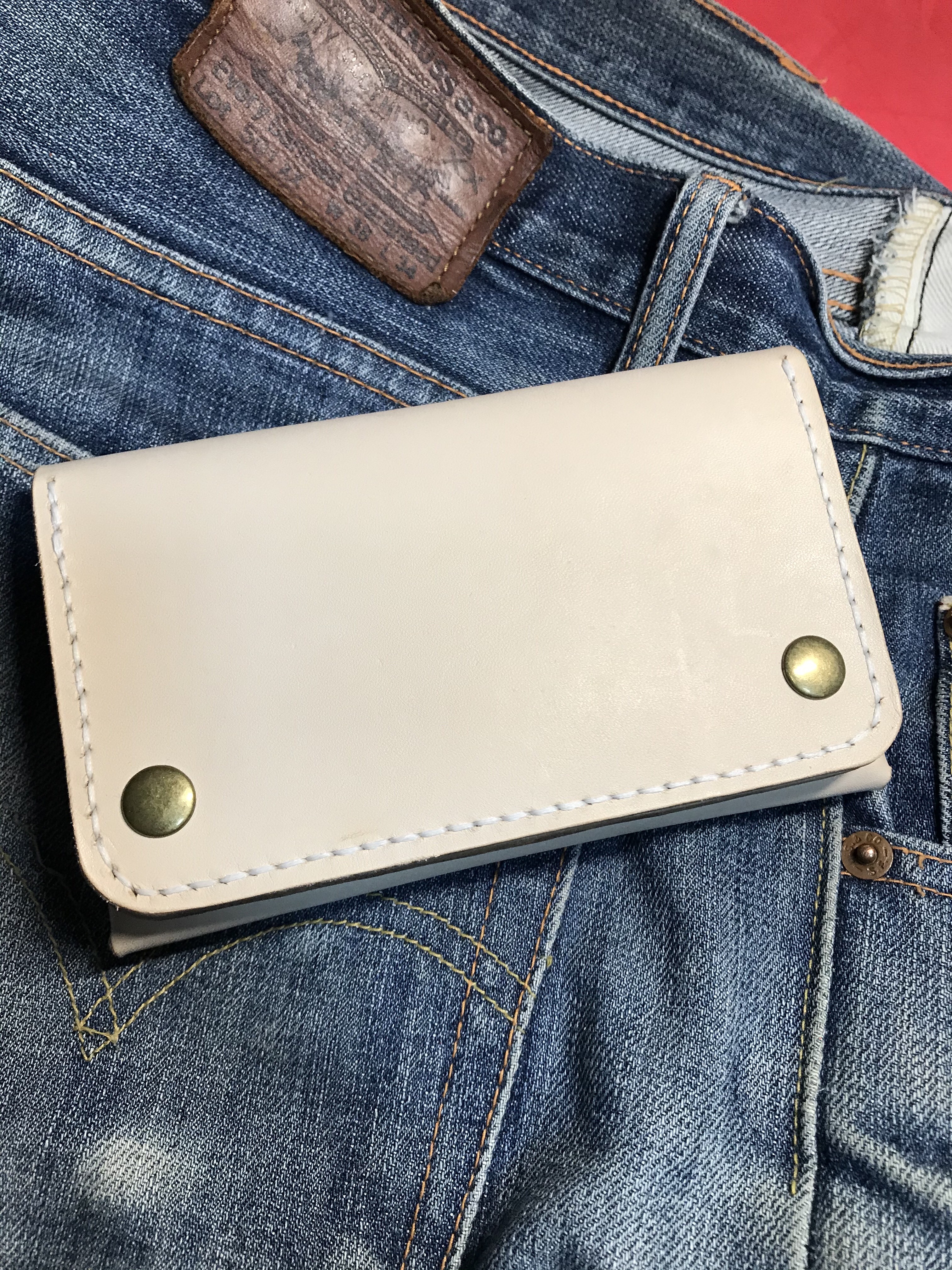 一点のみ カエル トラッカーウォレットのヌメ革(ハンドメイド)