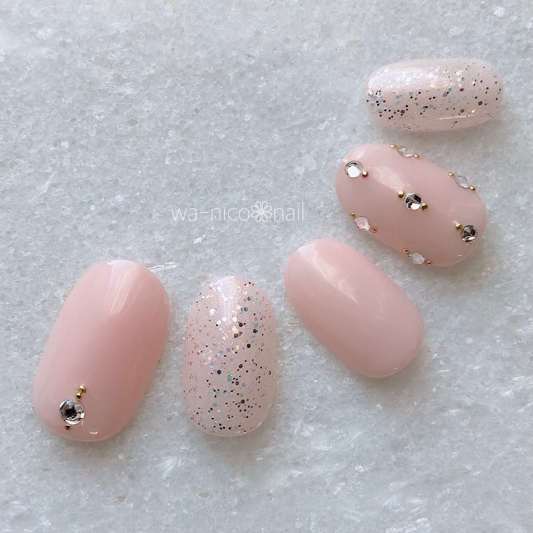 No.15＊うるつやキラキラネイル＊ピンクベージュ/スワロフスキー/春  