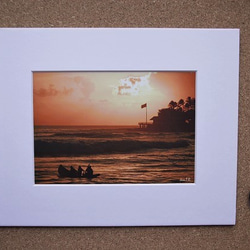 【Departure】ハワイ写真　ビーチ　海　ヤシの木　南の島　カヌー　サンセット　夕陽　風景写真　マットフレーム 2枚目の画像