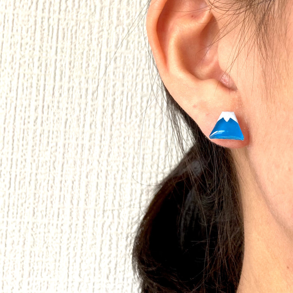 富士山ピアス/イヤリング ブルー mtfuji earrings blue 2枚目の画像