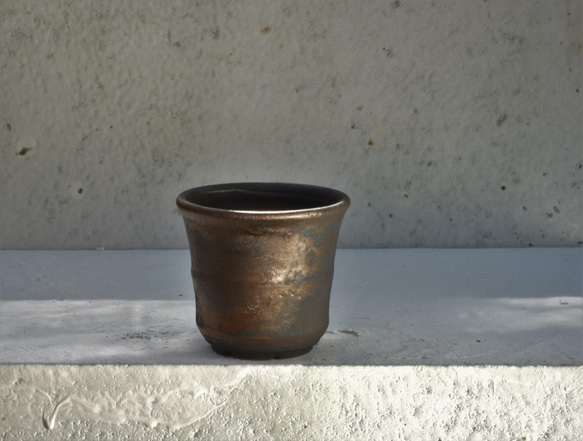 Kinguro Youhen Pot (植木鉢） 1枚目の画像
