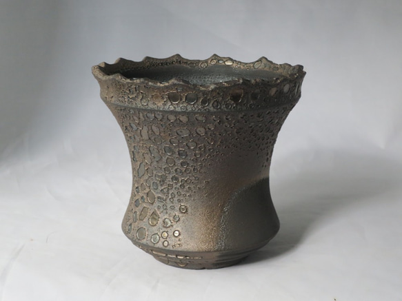 Kinguro Moon Pot（植木鉢） 1枚目の画像