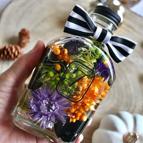 秋の新作☆ハロウィンハーバリウム ウィスキーボトル 秋の模様替え