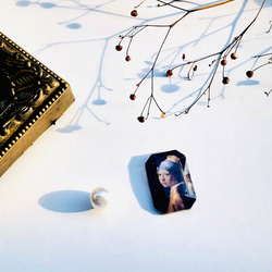 『秋の芸術祭』〜フェルメール　真珠の耳飾りの少女のピアス・イヤリング〜　絵画　美術　芸術　個性的　絵　アート　パール　黒 3枚目の画像