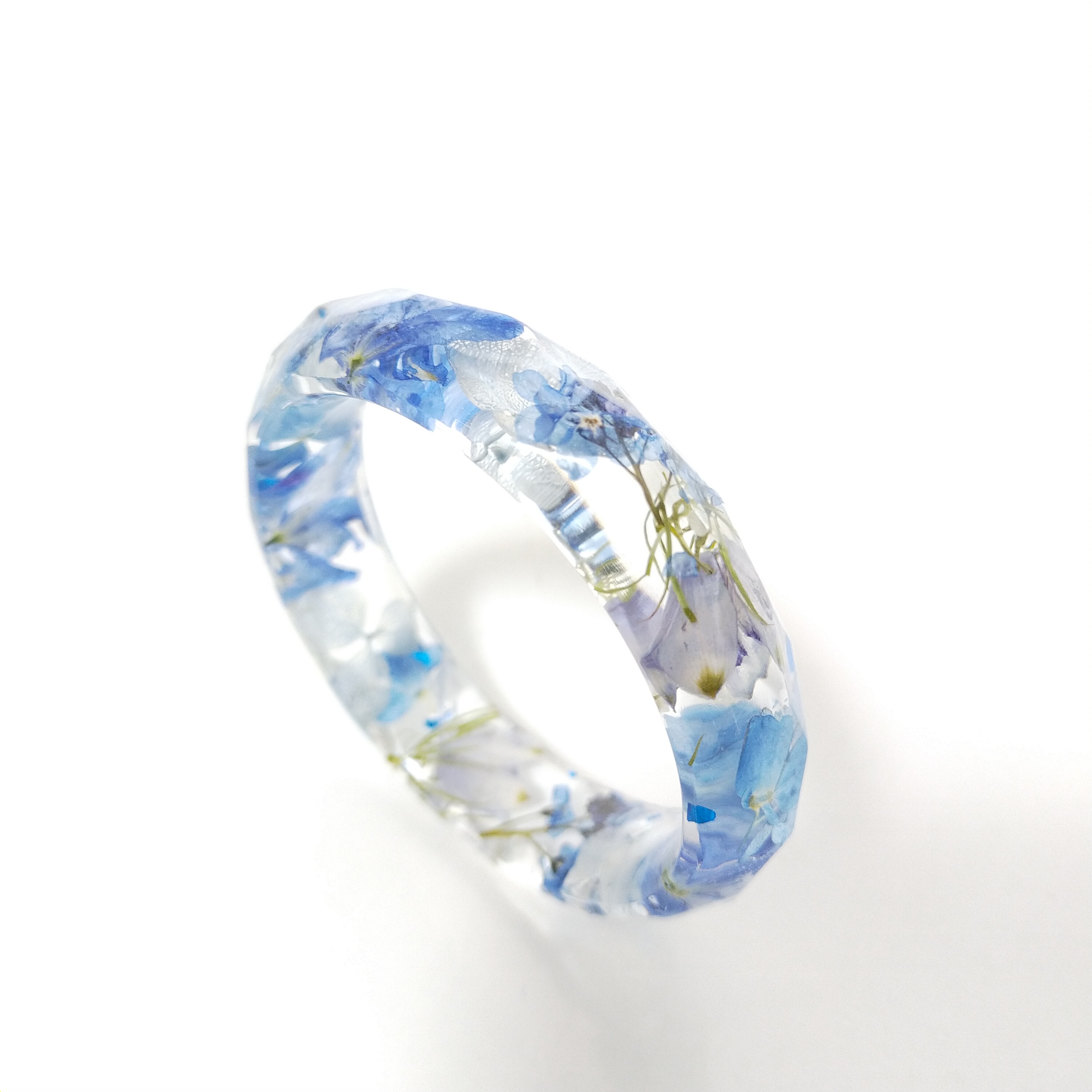 〜碧のバングル〜　紫陽花　忘れな草　アジサイ　ブルー　青　バングル　クリア　レジン　ハーバリウム　花　ドライフラワー透明