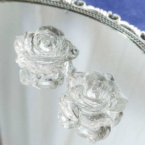 新作】薔薇球体レジンホワイトレースピアスイヤリング