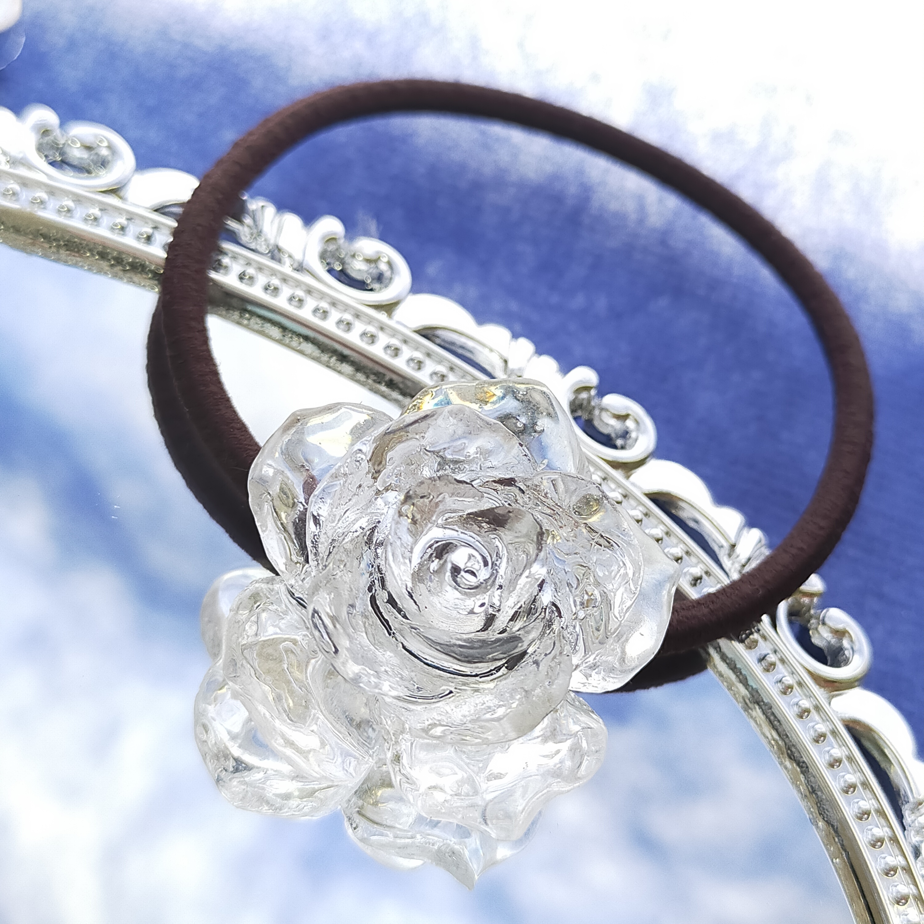 〜クリアローズのヘアアクセサリー〜　ヘアゴム　バラ　ばら　ドライフラワー　プレゼント　花　誕生日プレゼント　クリスマス