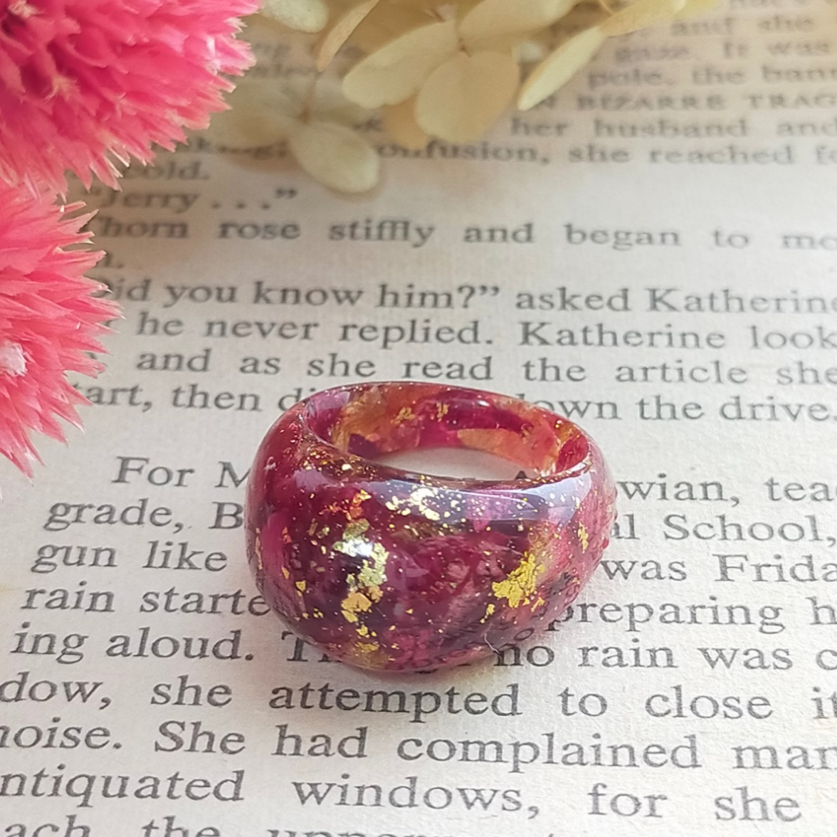 『秋の収穫祭』〜林檎の果実のぽってりリング〜　秋　冬　ボルドー　ワイン　赤　レジン　クリア　リング　指輪　花　薔薇