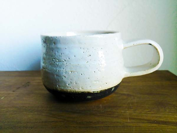 『白萩水玉』シリーズ　マグカップ 1枚目の画像