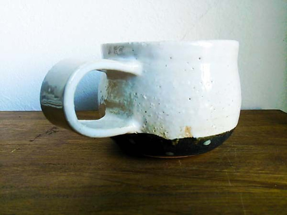 『白萩水玉』シリーズ　マグカップ 3枚目の画像