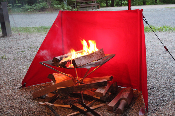 [受注製作] 焚火、焚き火リフレクター、陣幕、風防、レッド、キャンプ。　　　　　by GAO_CAMP 5枚目の画像
