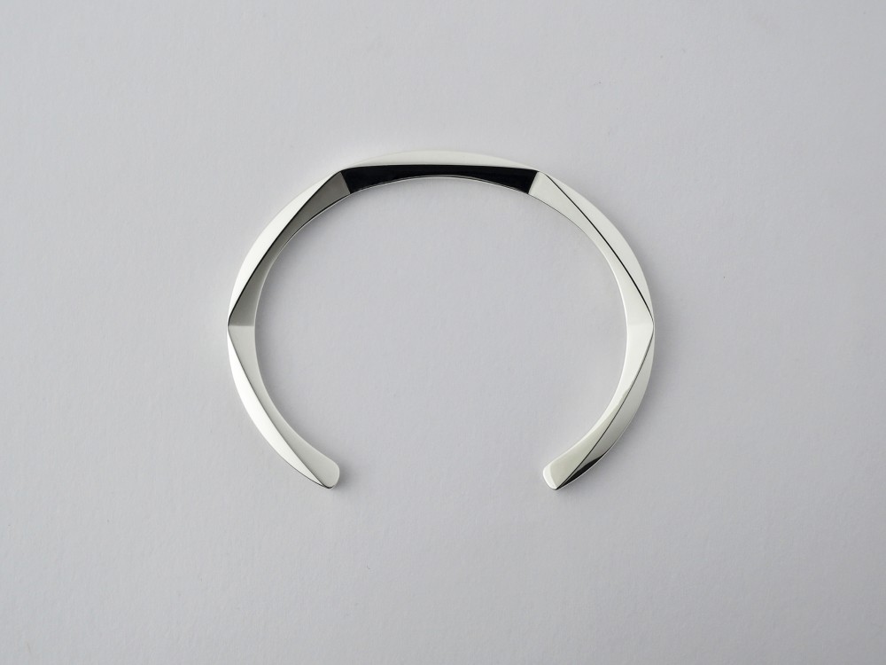 hakka 5/8 バングル (＝ｓサイズ)