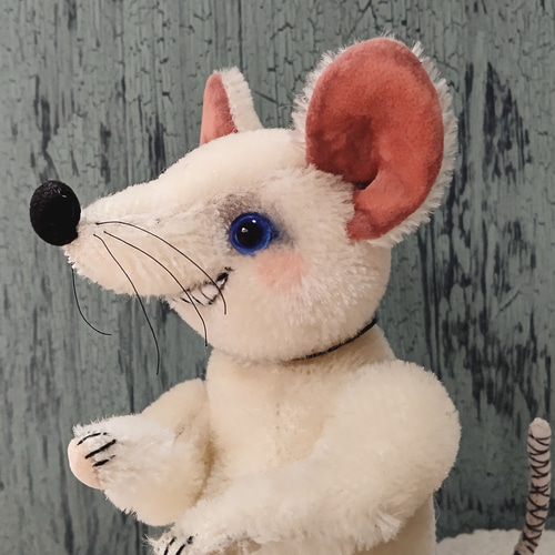 いたずらねずみ（白） ／ テディベアタイプのネズミさんのぬいぐるみ