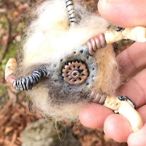 ロボット招き猫 スチームパンク（オーブン樹脂粘土・羊毛フェルト製