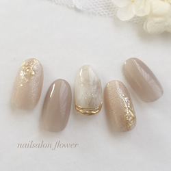 くすみカラーが可愛いキラキラニュアンスネイル/シェルネイル/春