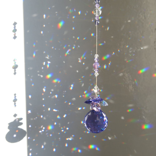 サンキャッチャー♡ハンドメイド「Swarovski✧︎バイオレット♡」 高貴さが漂う スワロフスキークリスタルサンキャッチャー ☆ブルー