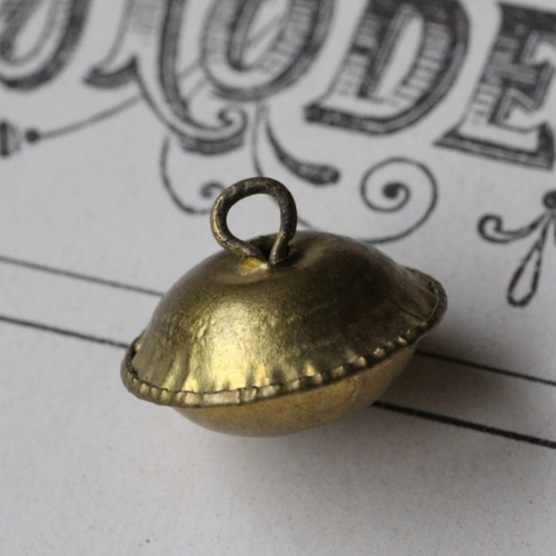 鈴ボタン 1個 φ13mm 金色 フランス買い付け ヴィンテージ ボタン