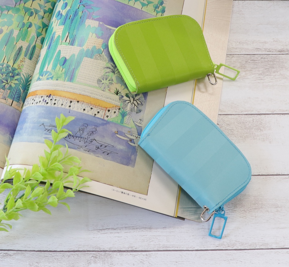 新品 マルジェラ 23ss キーケース 小物 スカイブルー 水色 6799 22新作 メゾンマルジェラ キーリング カード入れ付き キーケース