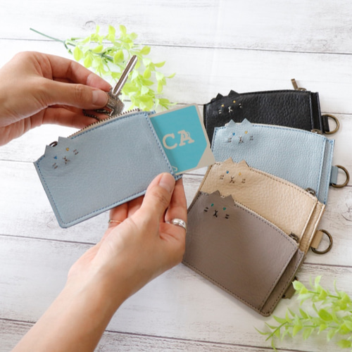 オッドアイ・ブルー】猫 ネコソフトレザー鍵と小銭が入るパスケース