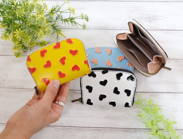 イエロー×レッドハート】ハート模様ラウンドミニ財布 小銭入れ