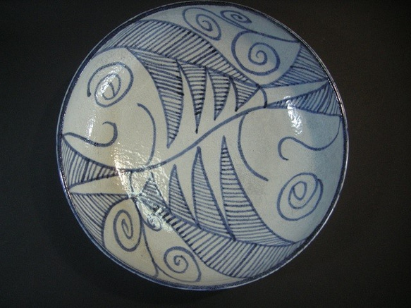 双魚紋中鉢 1枚目の画像