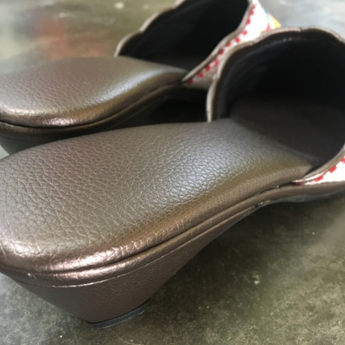 ニョニャサンダル スモールビーズ 0_471ccf8a7a9627e15f087383e056