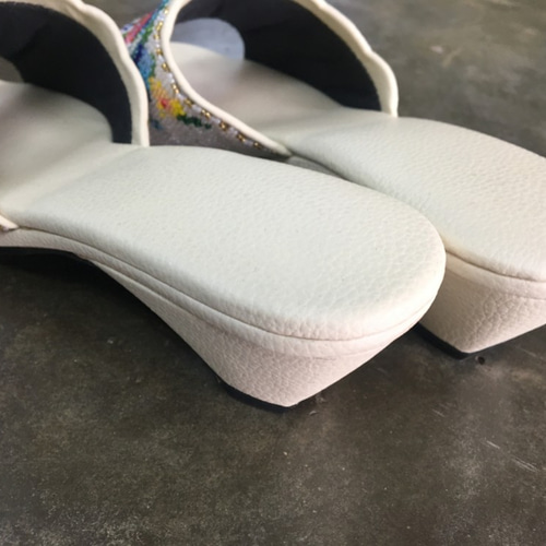 ◇ニョニャ ビーズ刺繍 サンダル◇ opened toes サンダル