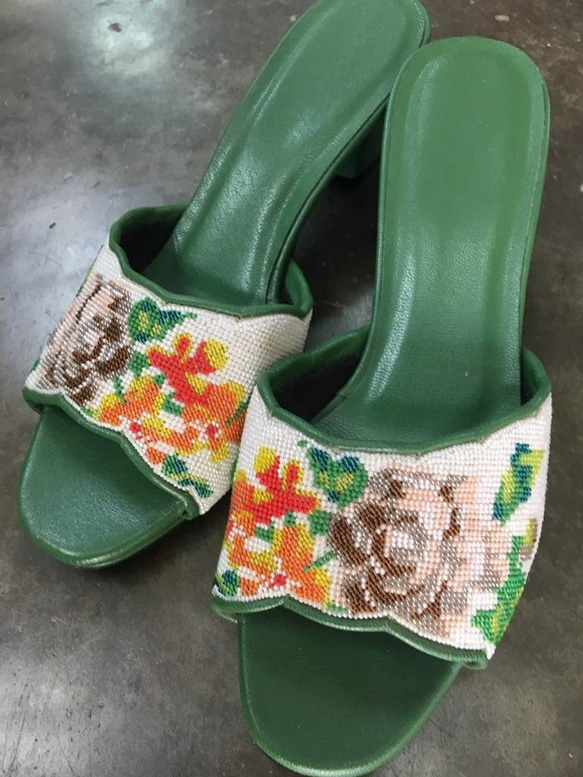 ◇ニョニャ ビーズ刺繍 サンダル◇ opened toes サンダル ◇ニョニャ ビーズ刺繍 サンダル◇ opened toes サンダル